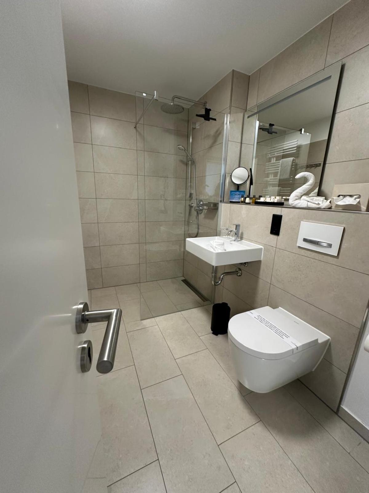 Sandbank Hotel & Appartements Lubmin Dış mekan fotoğraf